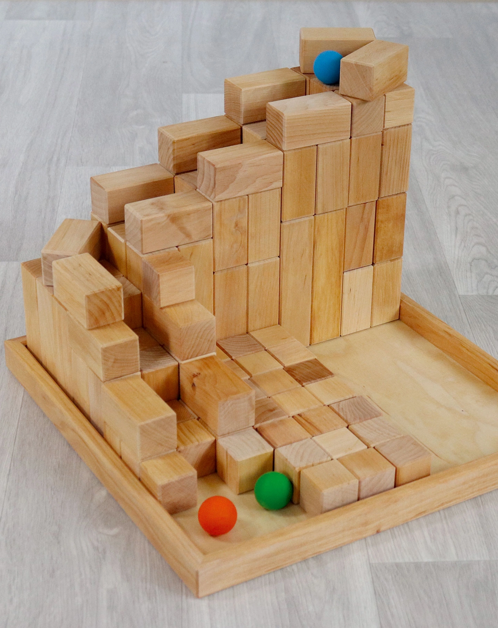 Holz-Stufenpyramide NATUR 100-teilig