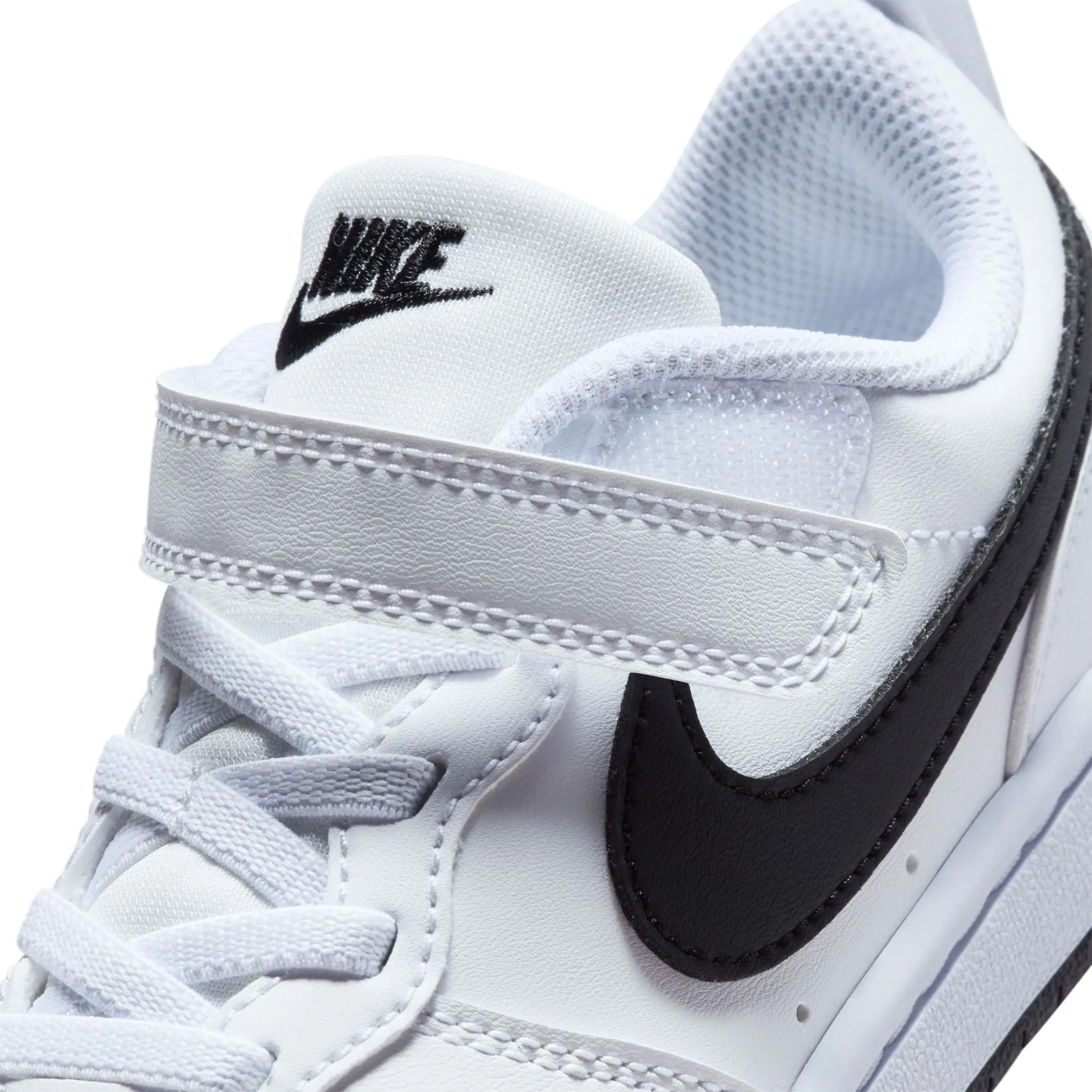 Nike Soulier Court Borough Low Pointures 11-3