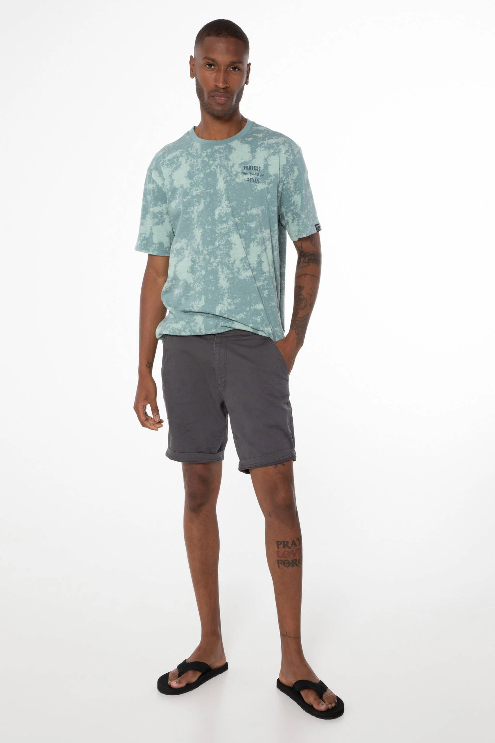 Protest regular fit short PRTBASTIAN deep grey