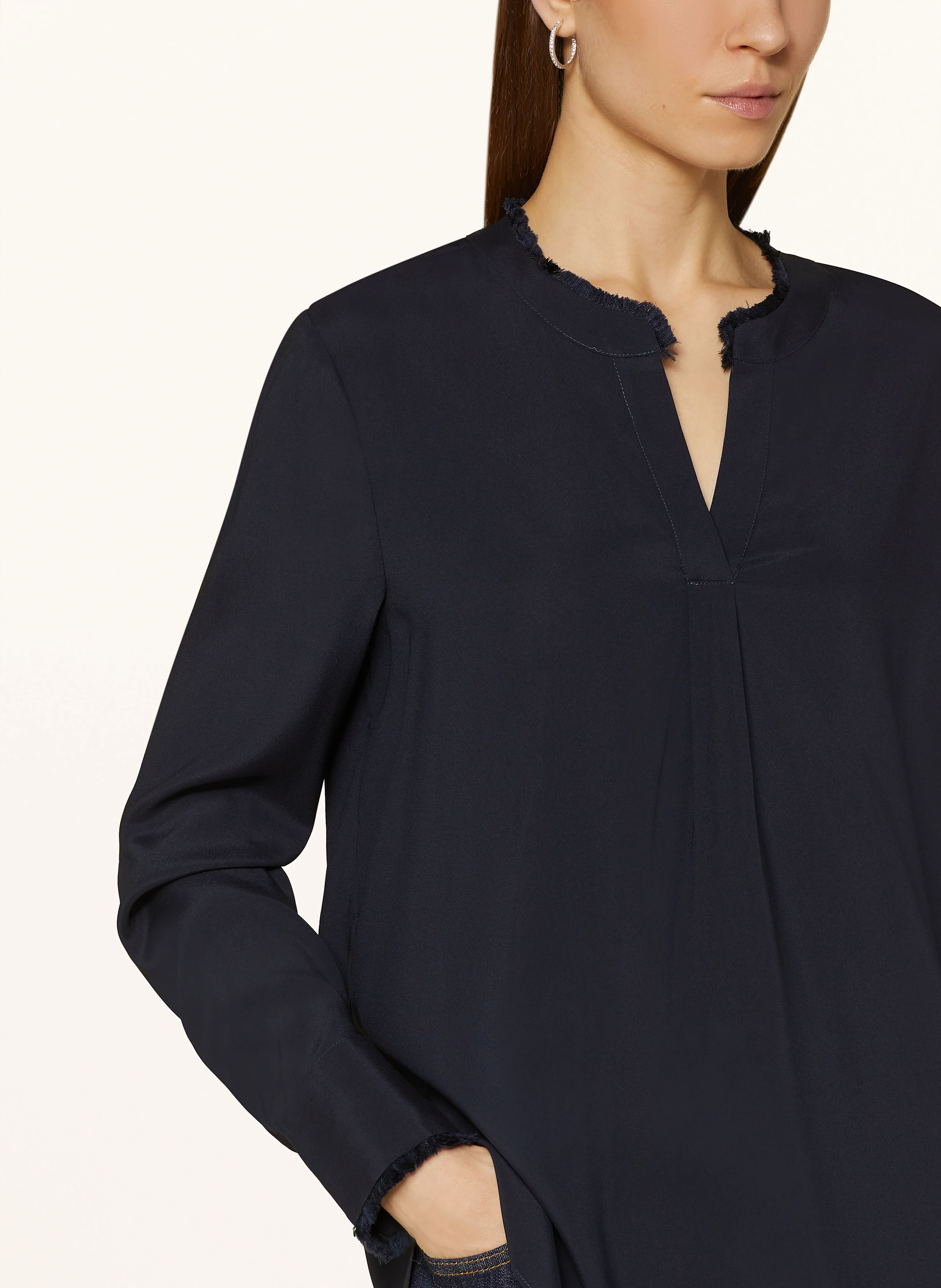 HERZEN'S ANGELEGENHEIT Blusenshirt aus Seide