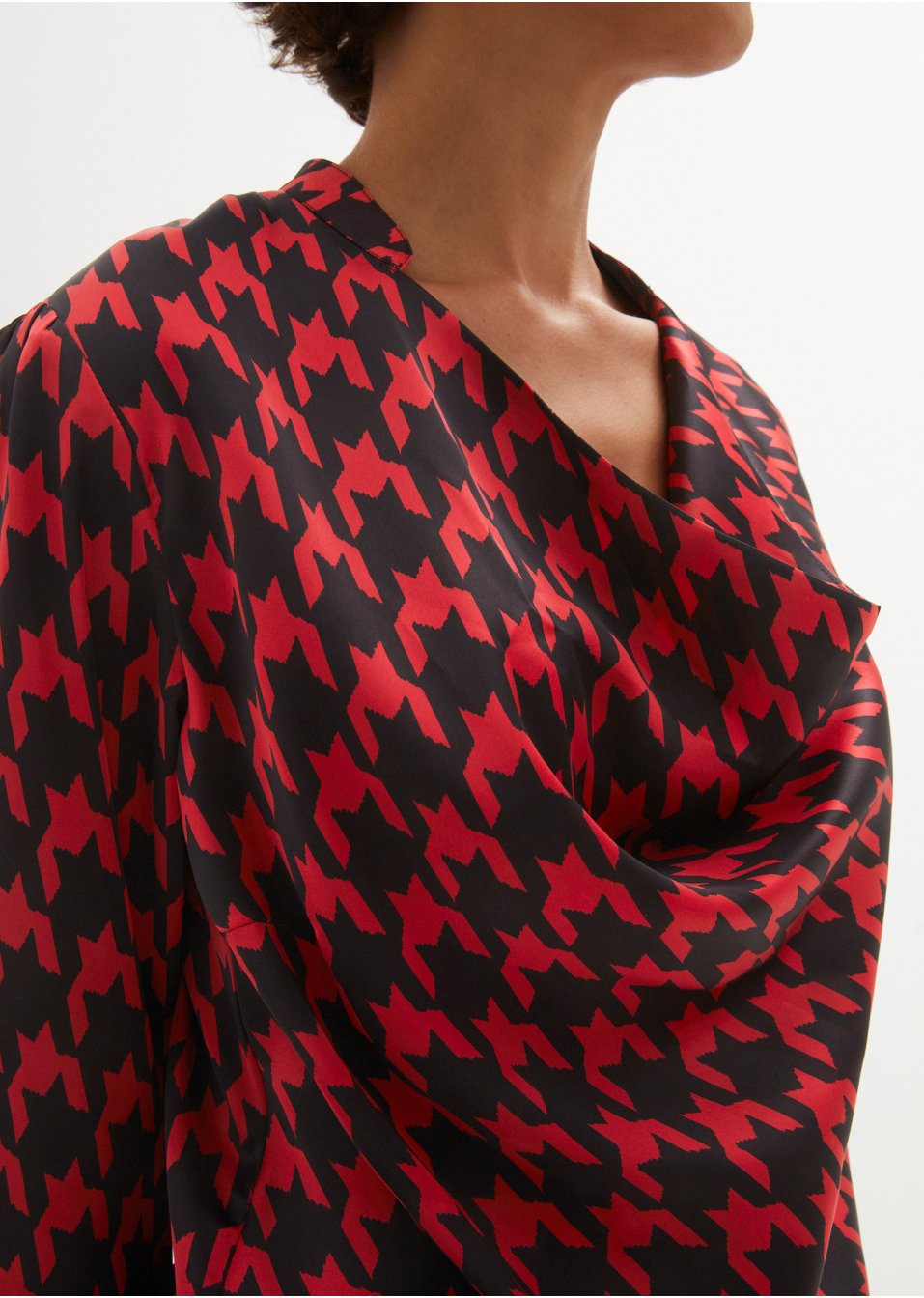 Tunique-blouse avec col bénitier