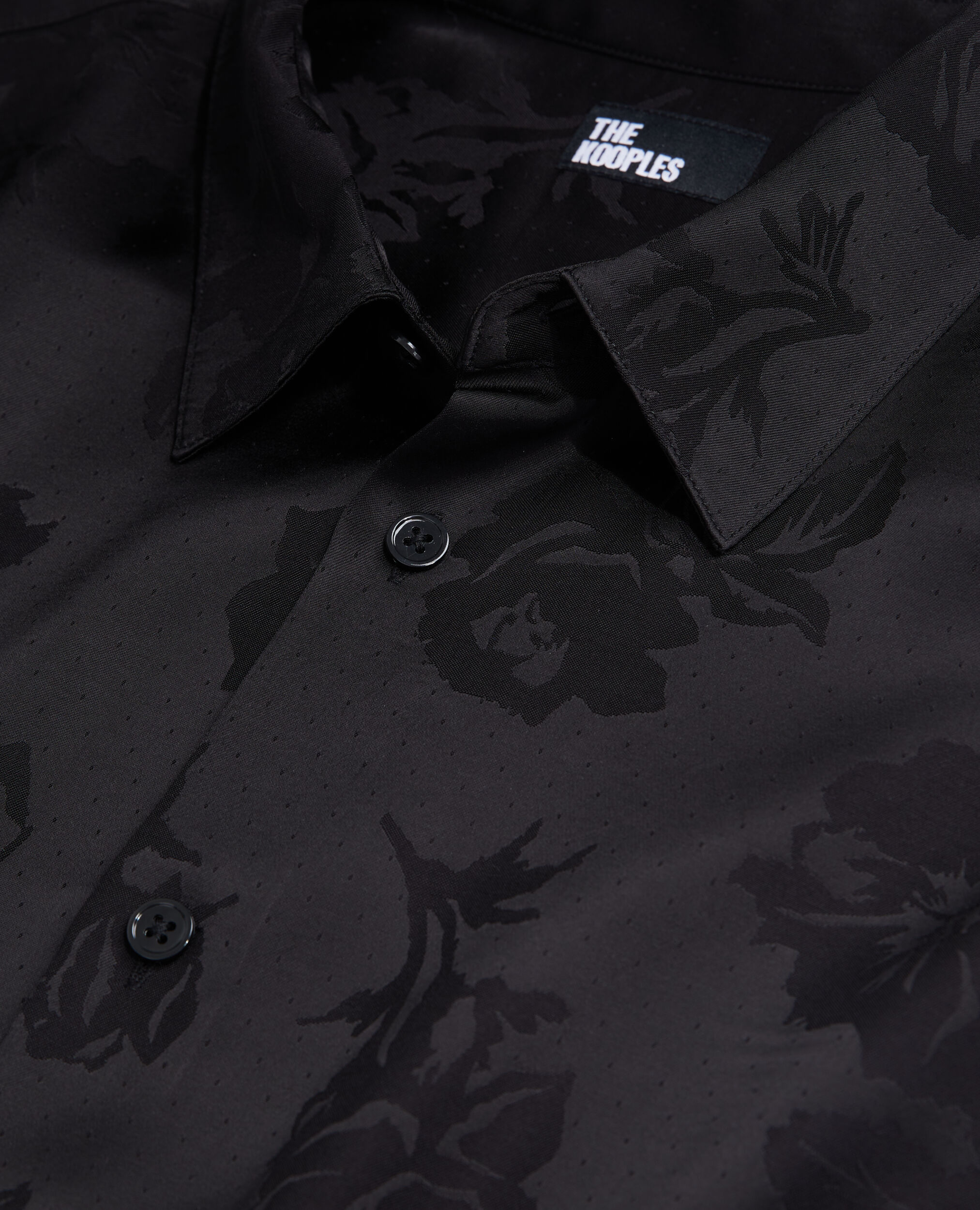 Chemise jacquard noire à fleurs