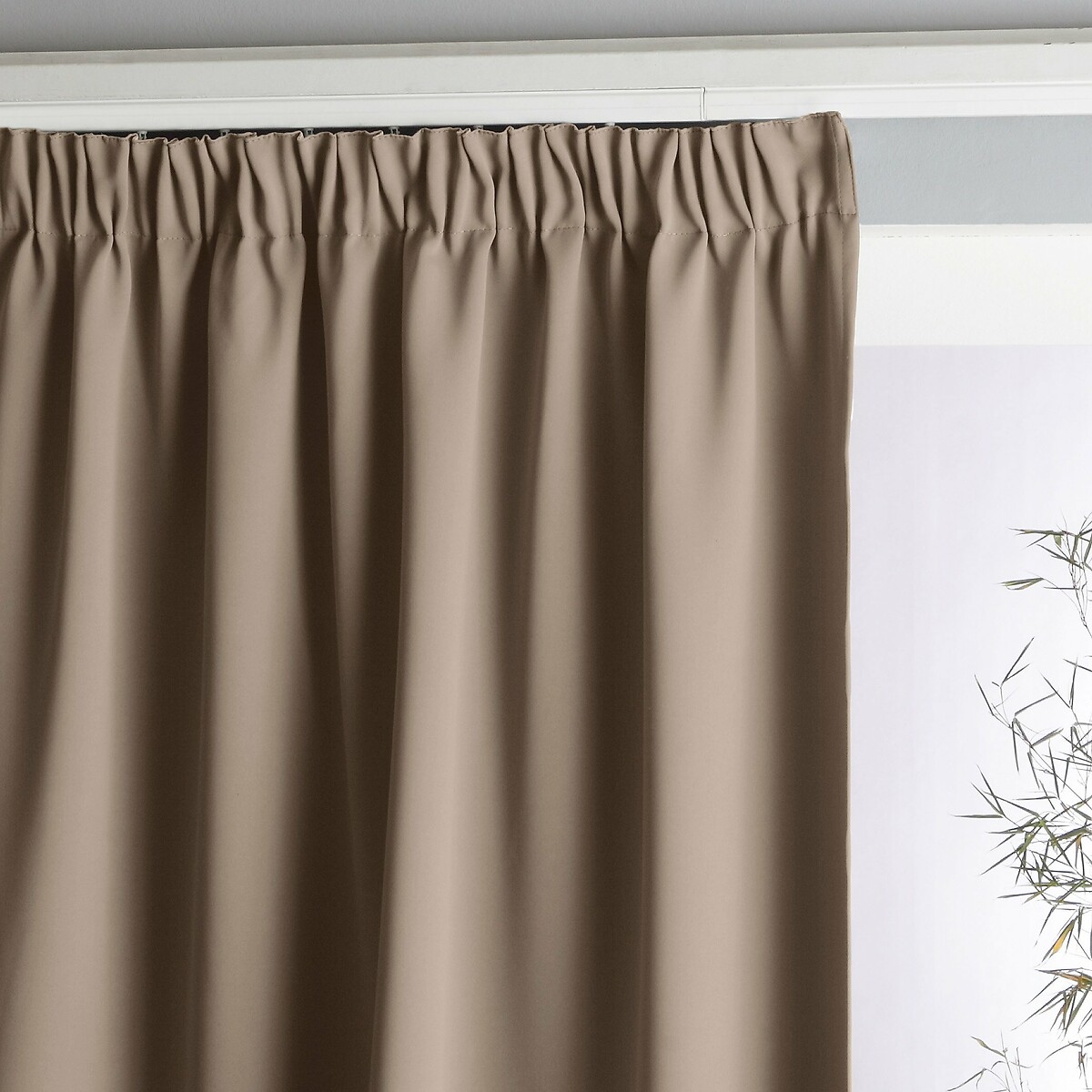 LA REDOUTE INTERIEURS<br>Cortina blackout para radiador com franzidos, Voda