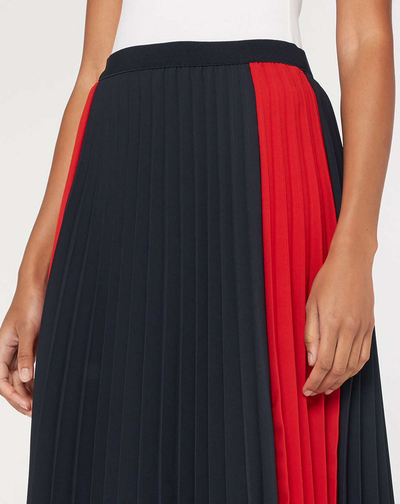 Tommy Hilfiger Jupe Midi Fluide Colorblock Pleated bleu/rouge