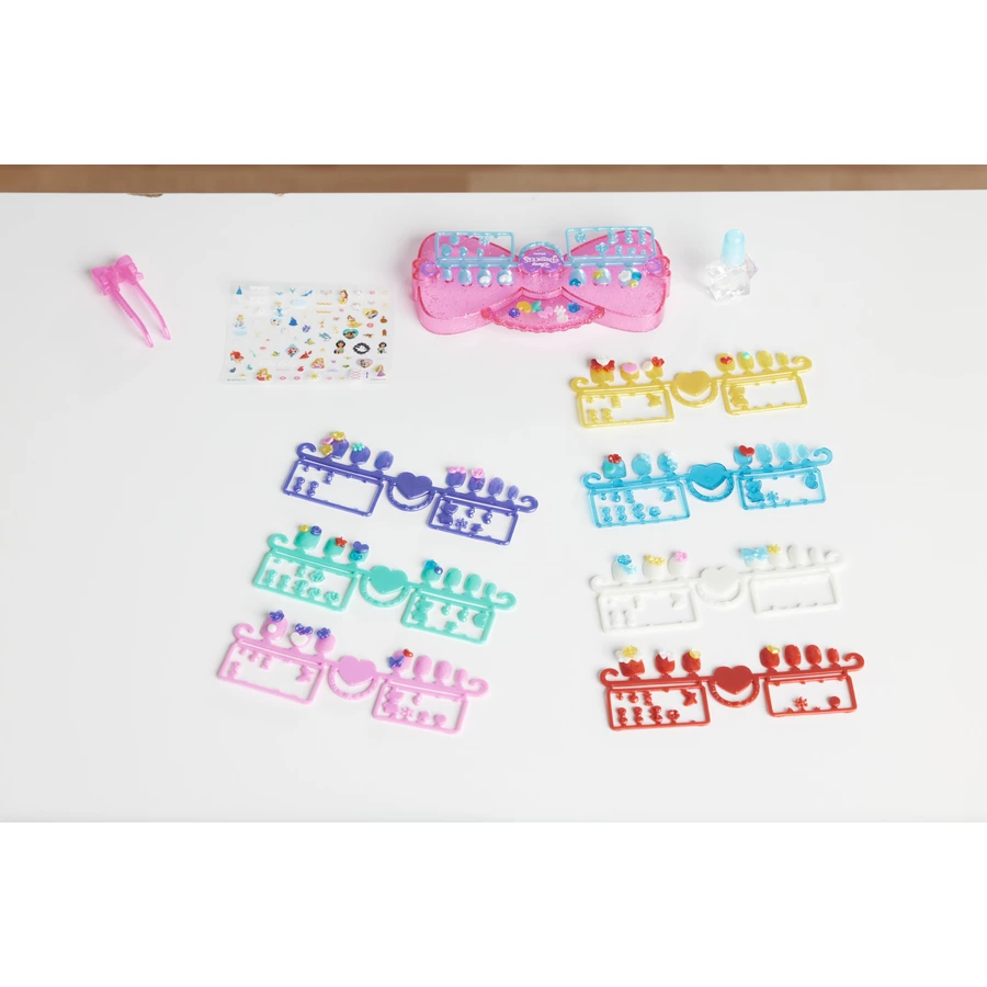 Aquabeads®  Prinzessinnen Nagelstudio