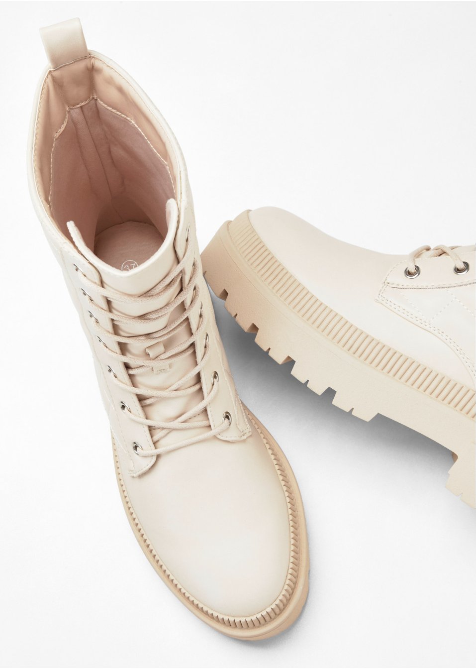 Boots à lacets