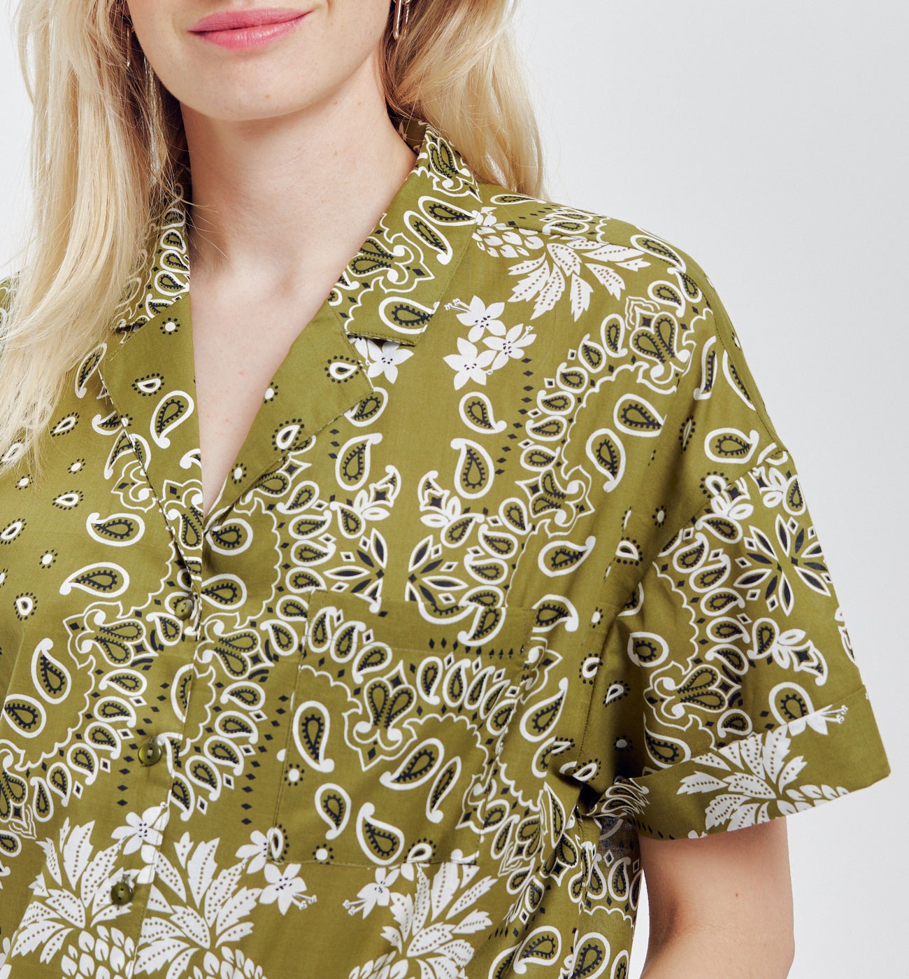 Chemise motif bandana Femme - Imprimé kaki