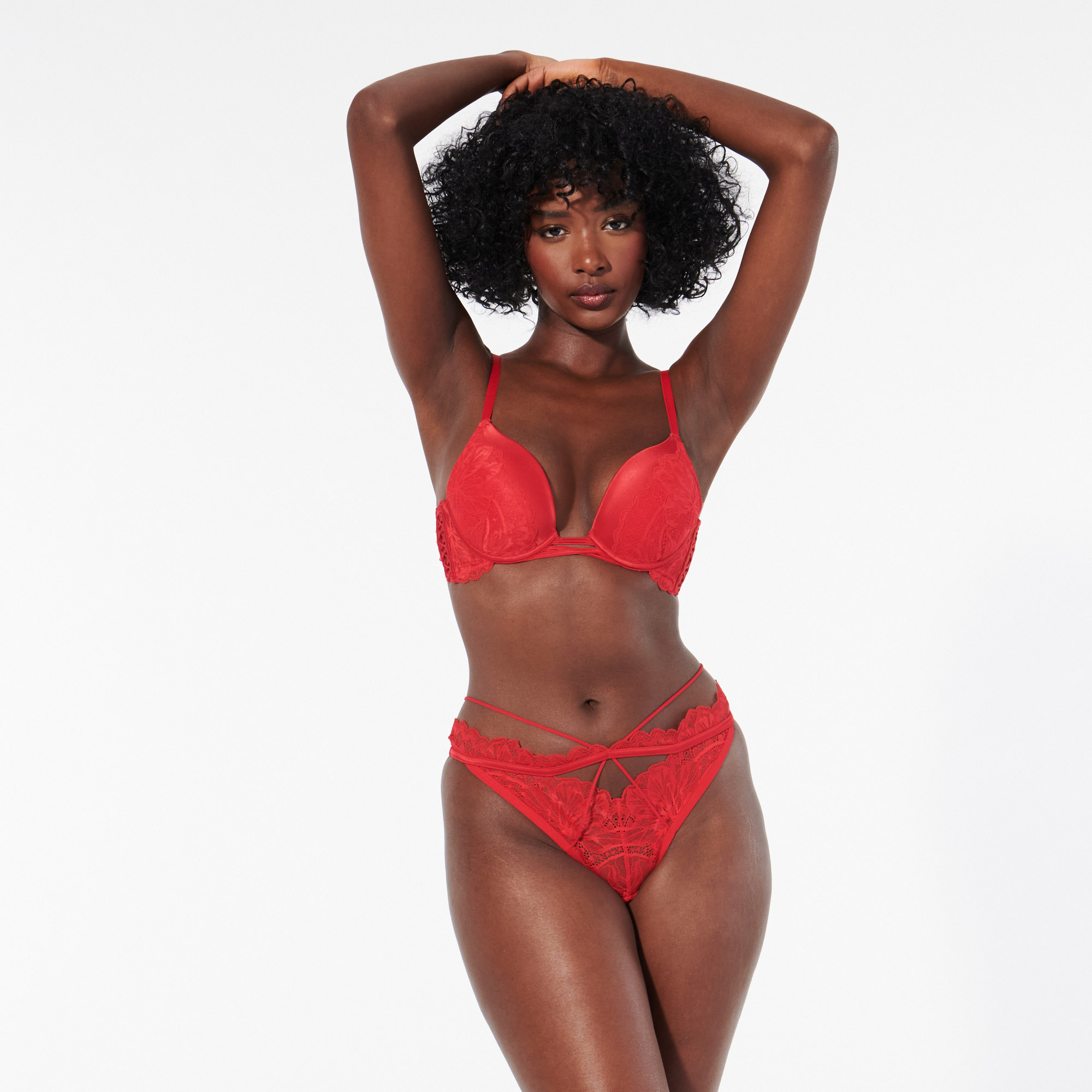 Tanga en dentelle