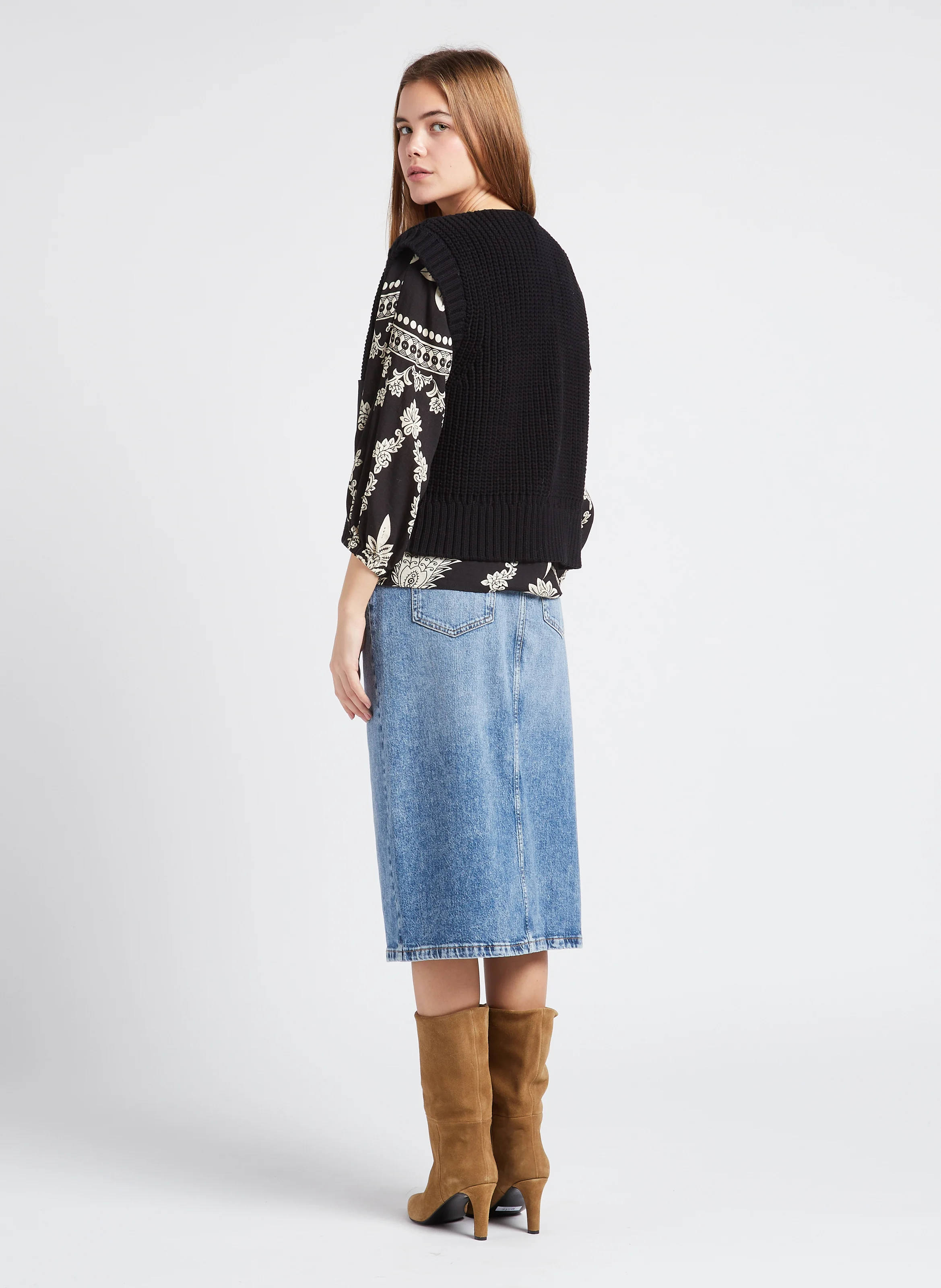 LAURENA - Gilet col rond en coton melangé | Noir