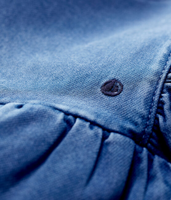Combinaison en denim bébé.