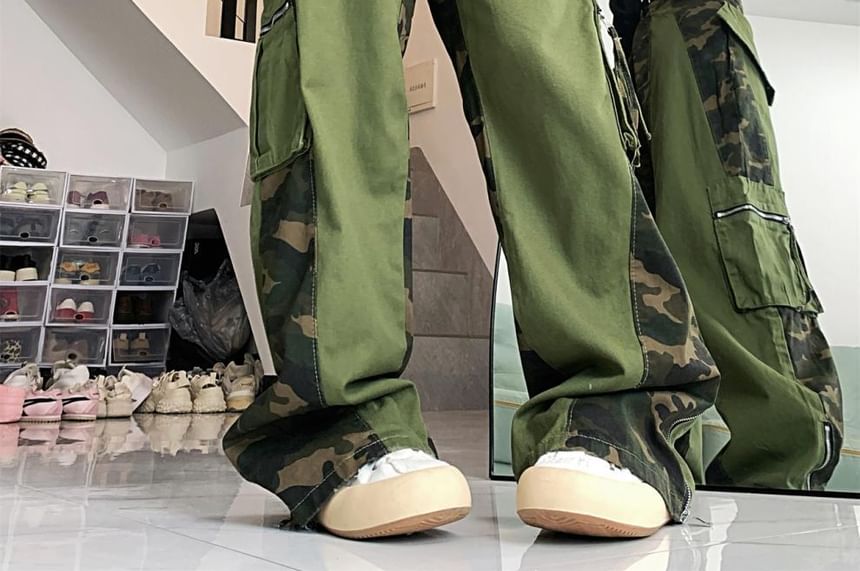 Vhancy - Hoge taille camouflage patchwork cargo broek met wijde pijpen