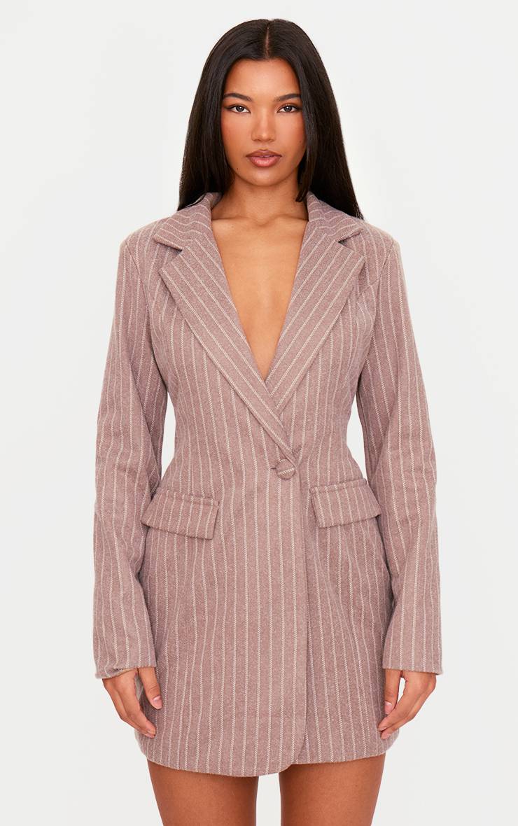 Robe Blazer À Fines Rayures En Tissu Brossé Avec Taille Cintrée