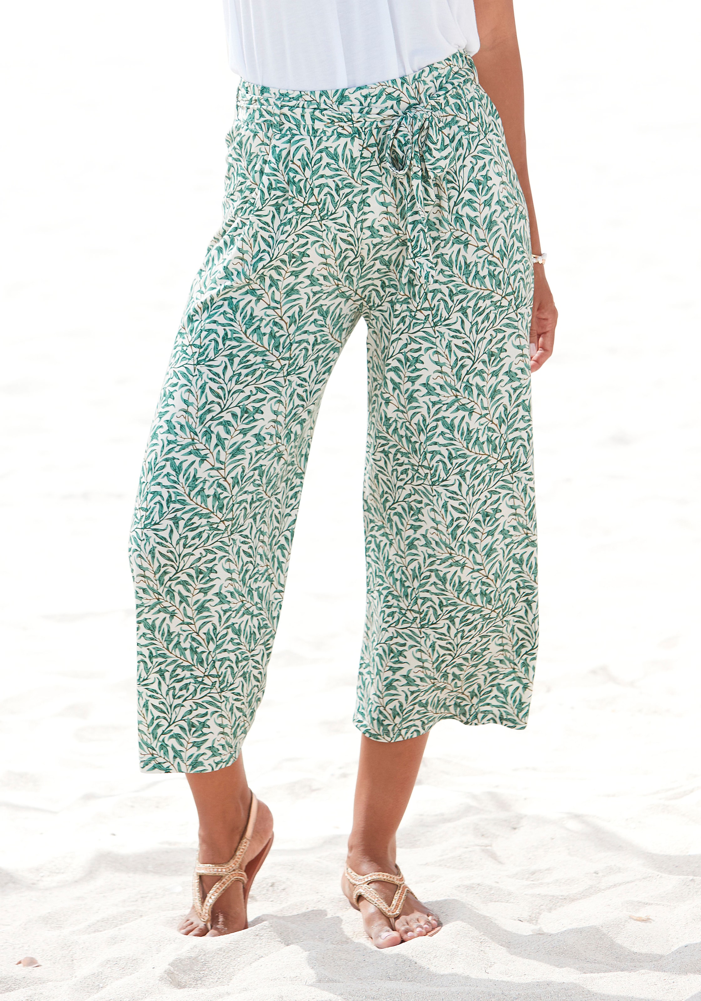 Beachtime Culotte  mit Blätterdruck und Bindeband, luftig-leichte Sommerhose