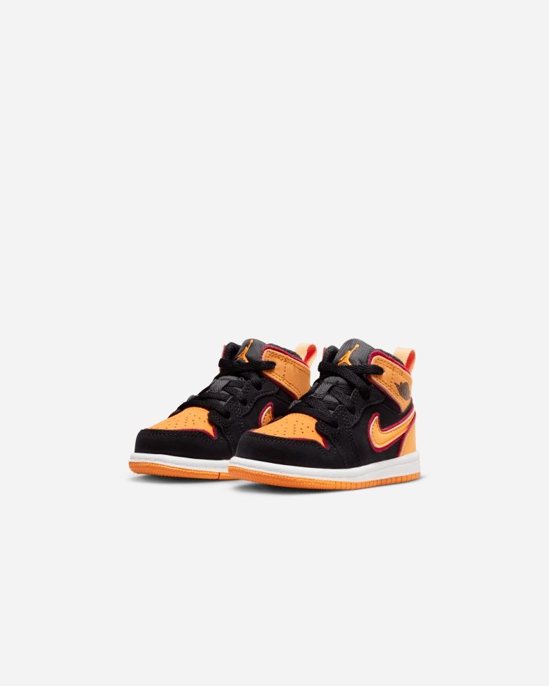 Chaussures Nike Air Jordan 1 Low SE Noir & Orange pour enfant