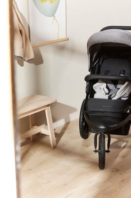 Beemoo Activity Go Aktivitetsvogn, Black/Dark Grey
