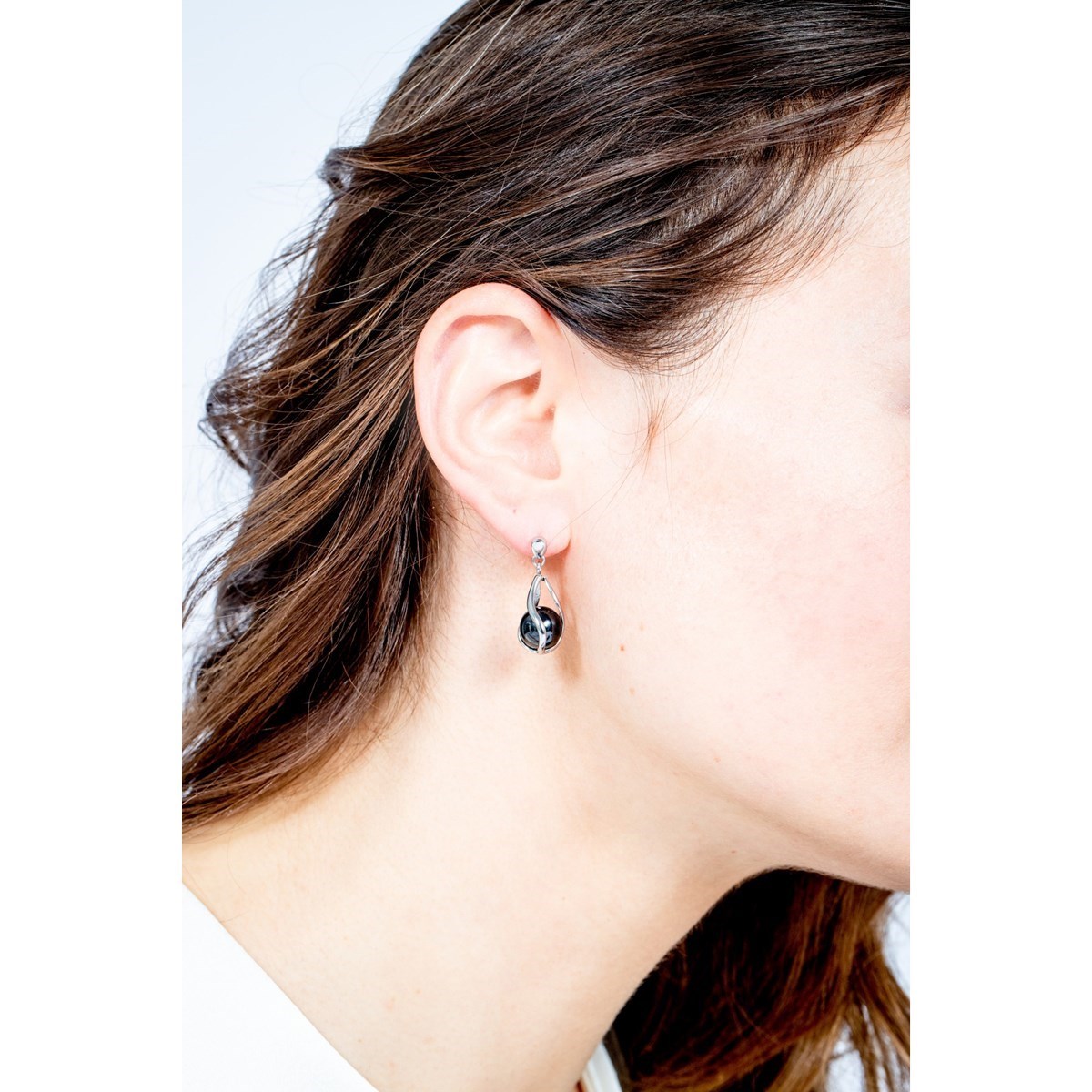 Boucles d'oreilles pendantes en Acier 316L et céramique - blanc brillant