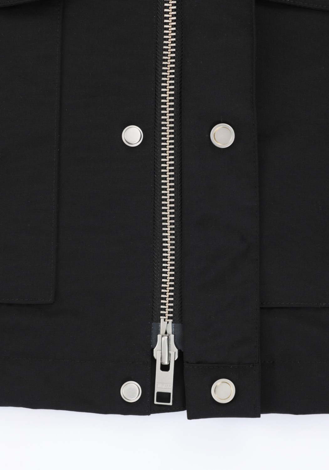 Embassy of Bricks and Logs Short-Parka Swara Black