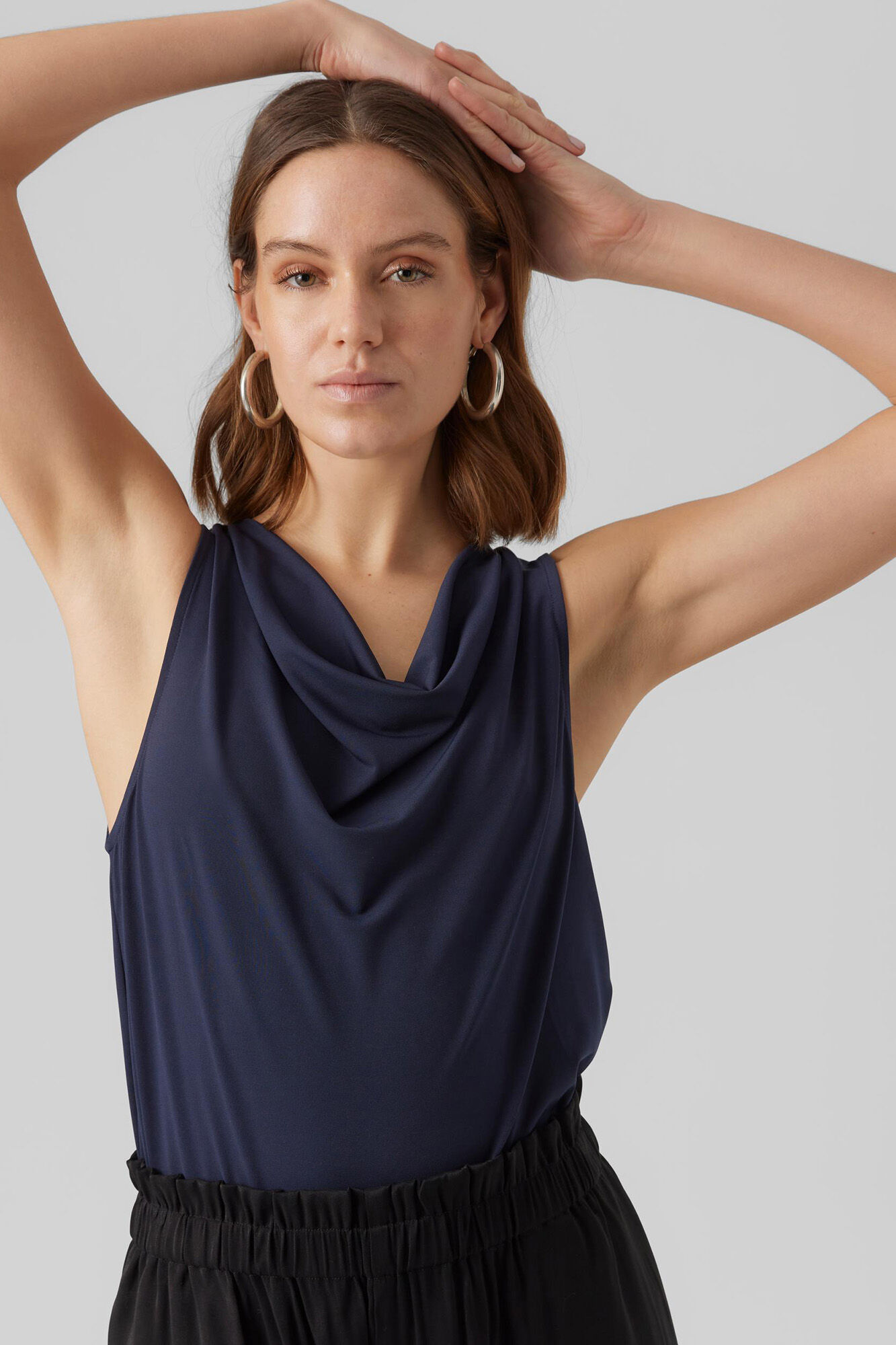 Blusa sem mangas com decote redondo - Azul marinho