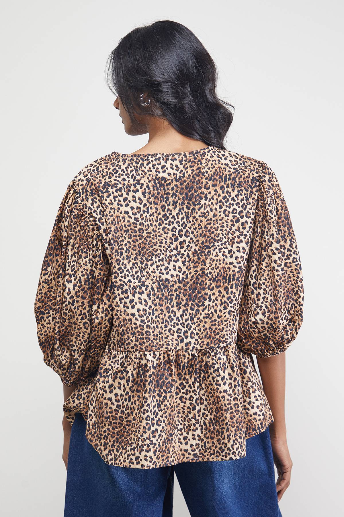 Warehouse Blouse en Popeline Imprimée à Manches Bouffantes avec Nœud Devant
