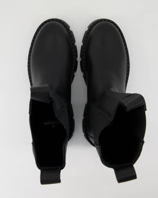 Copenhagen Studios CPH139 Chelsea Boots in Schwarz