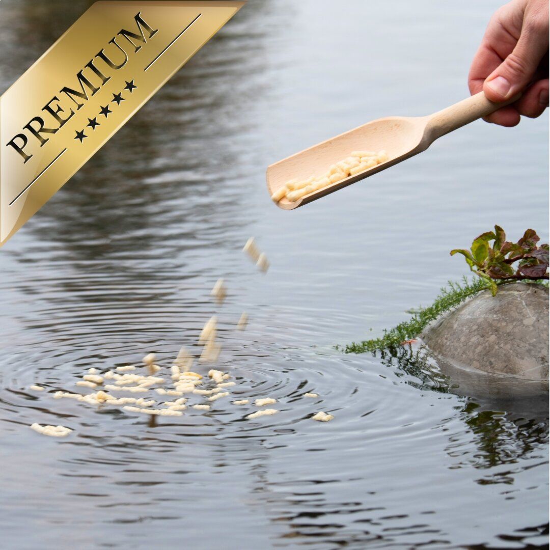 Lyra Pet® Pond Sticks im Eimer
