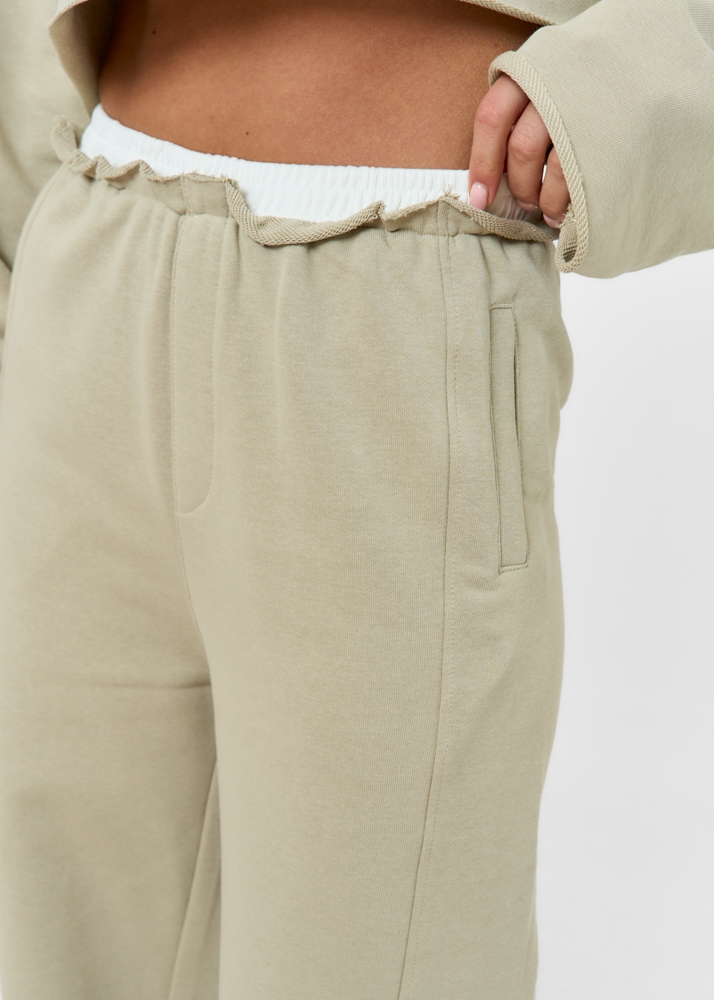 Aniek sweatpants lichtgroen