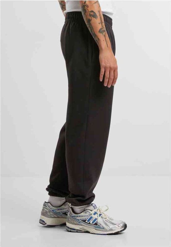 Urban Classics - Basic Essential Heren joggingbroek - Zwart