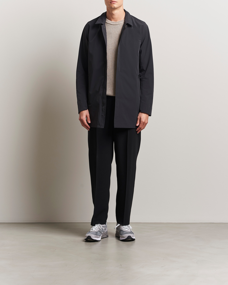 Scandinavian Edition Key II Waterproof Coat Carbon