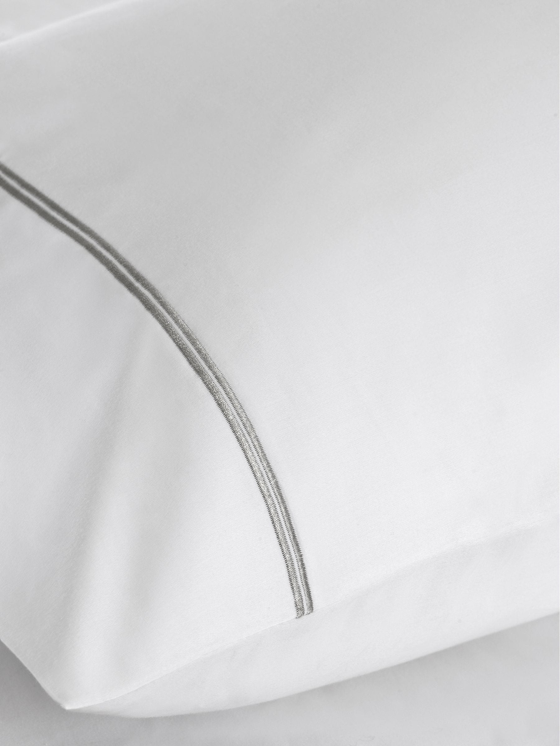 Collection Luxe 600-draads 100% katoensatijnen luxe dekbedovertrek- en kussensloopset