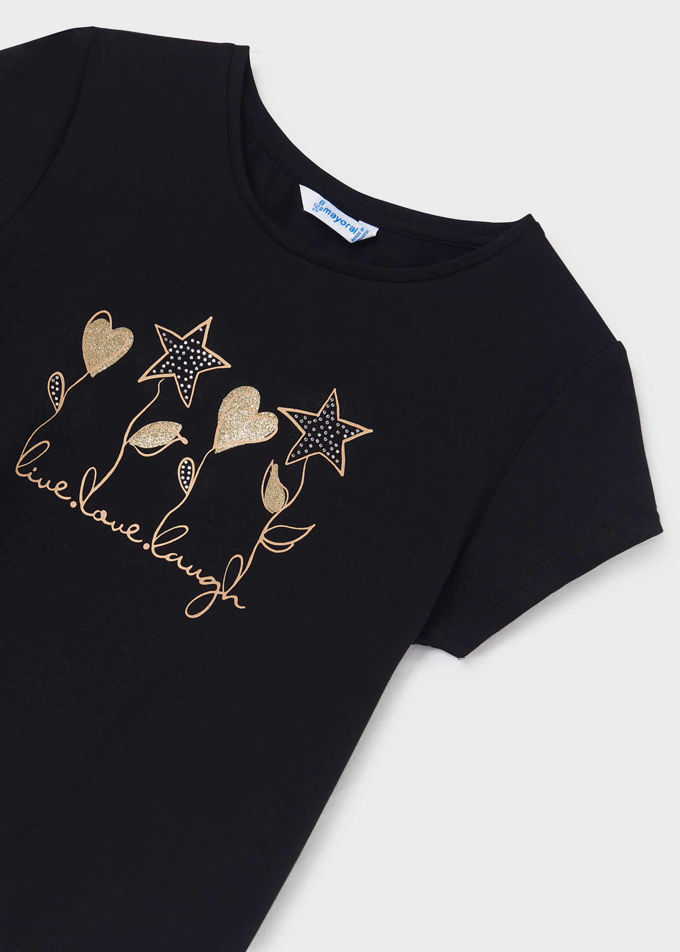 Camiseta de manga curta para meninas, feita de algodão sustentável.