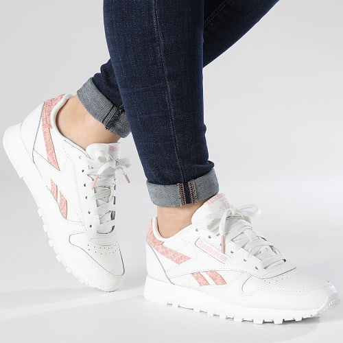 Baskets Classic Leather GY7174 Chalk Aurora