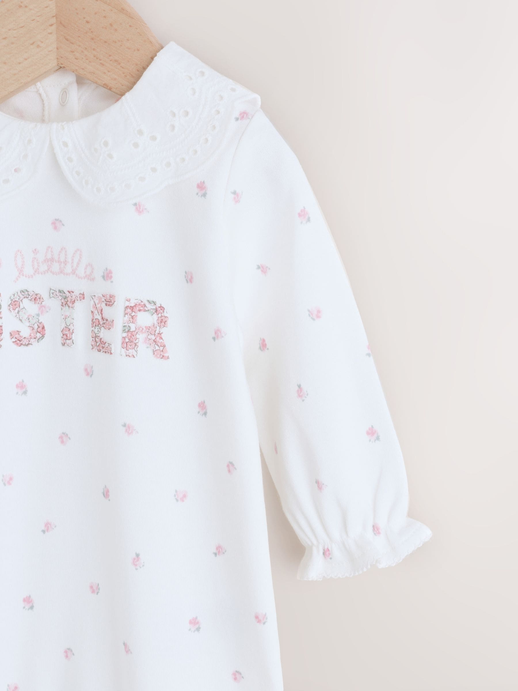 White Little Sister - Gezinspyjama voor baby's (0-2jr)