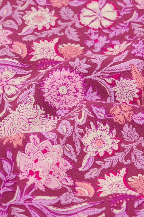 Paarse midi wikkelrok met roze bloemenprint