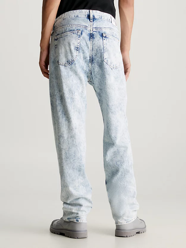 Calça jeans reta dos anos 90