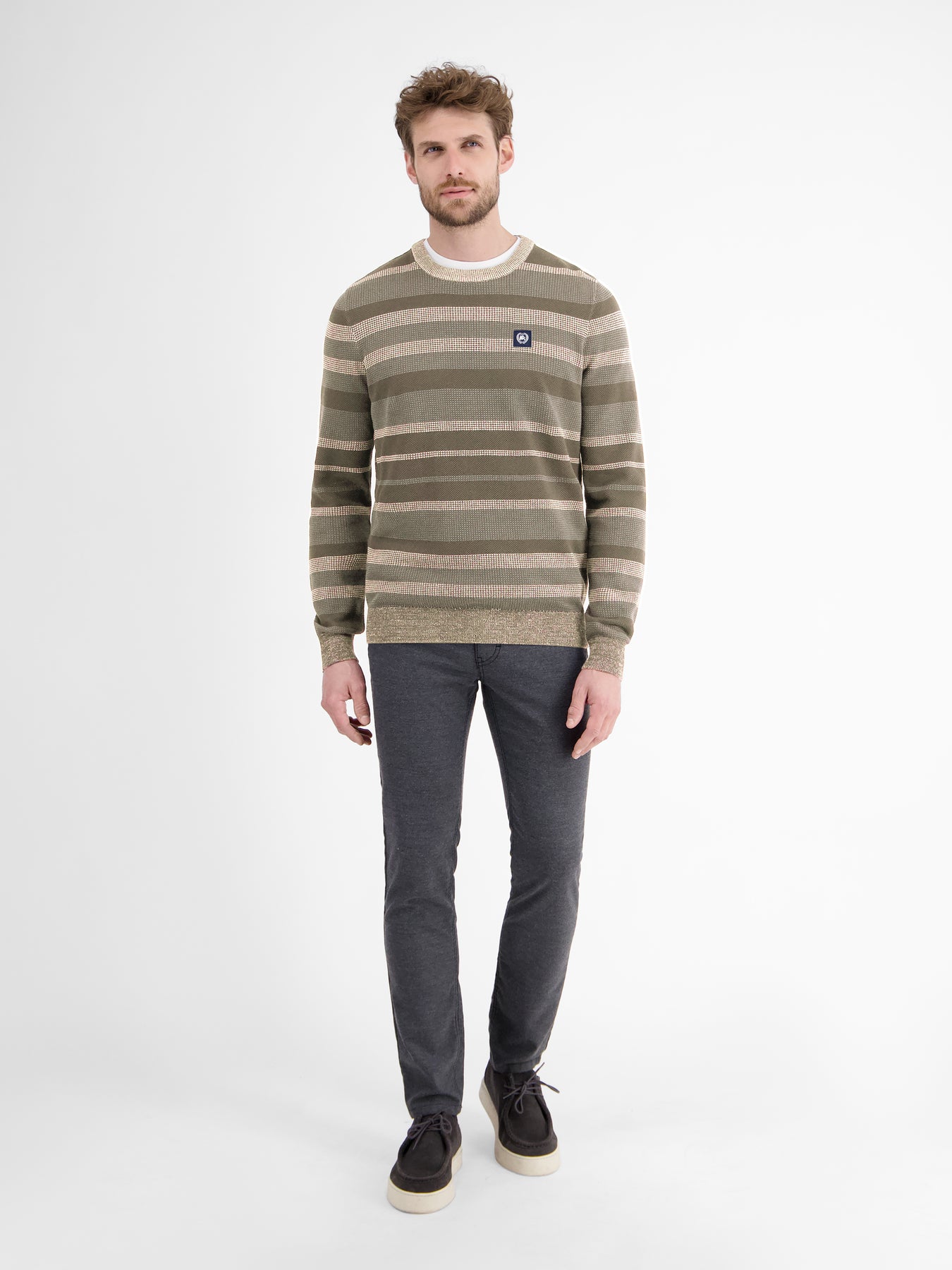 Gestreifter Strickpullover