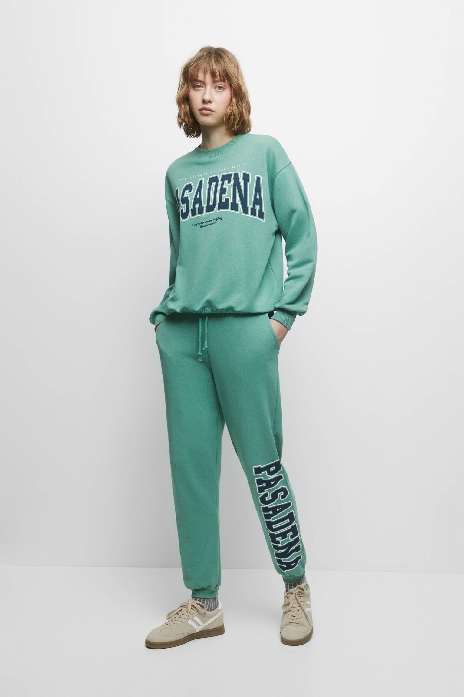 MOLETOM UNIVERSITÁRIO ESTAMPADO - VERDE MÉDIO