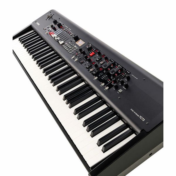 Yamaha YC73