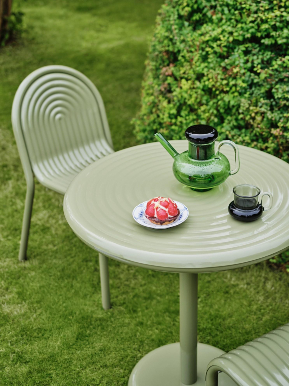 Tom Dixon Groove Round tuintafel Ø69,7 Moss