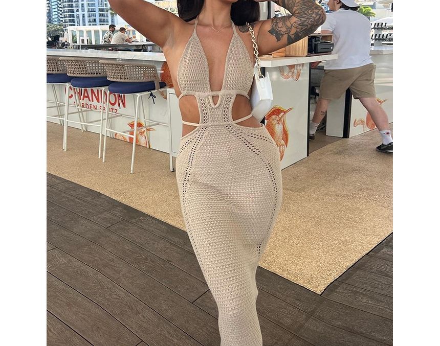 Puffields - Halter Cut Out Effen Maxi Bodycon Jurk