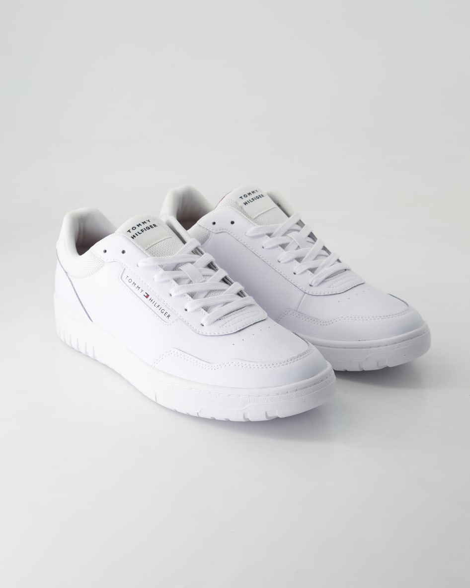 Tommy Hilfiger TH BASKET CORE LTH PINPERF Sneaker in Weiß