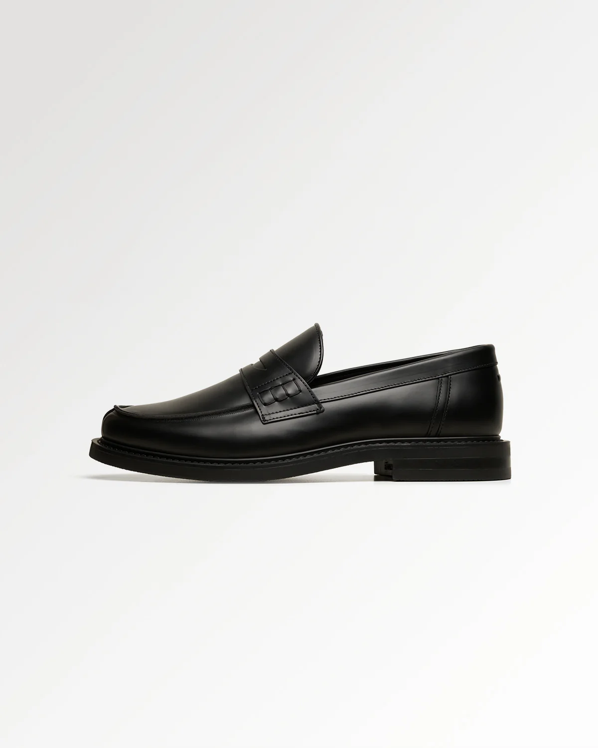 Loafer Polido Minimum Matte Black