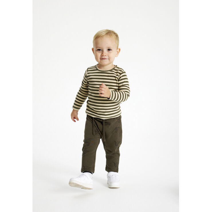 The New TNSFro Uni L_S Rib Tee Ivy green