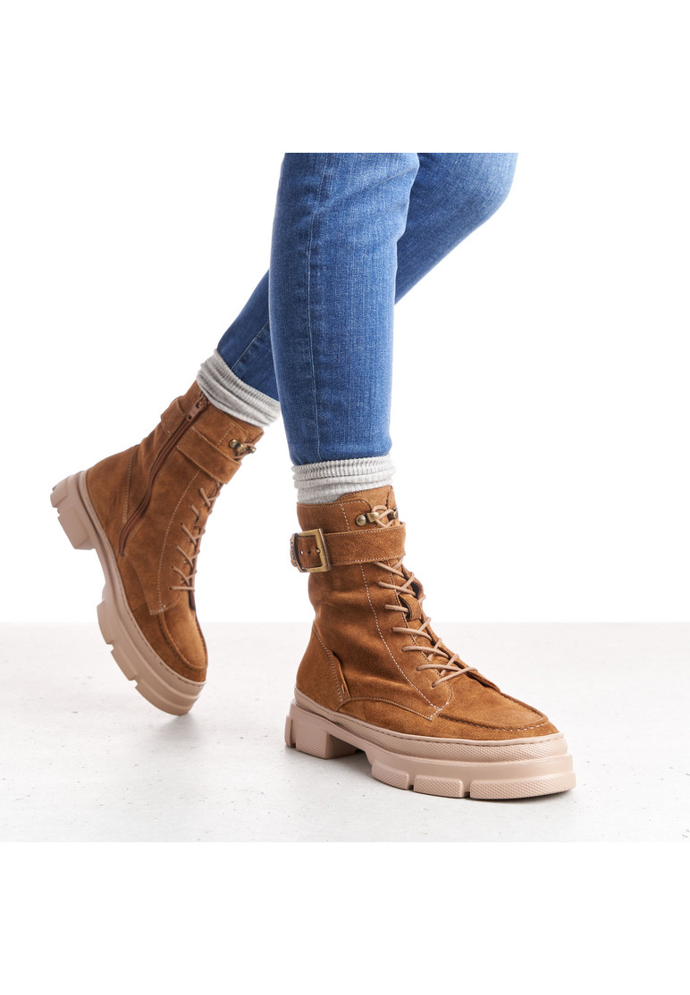STIEFELETTE Braun
