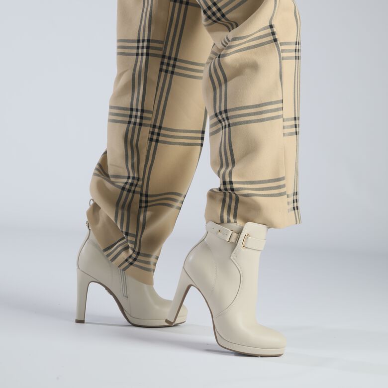 AUDRINA - VEGAN NAPPA - CREAM