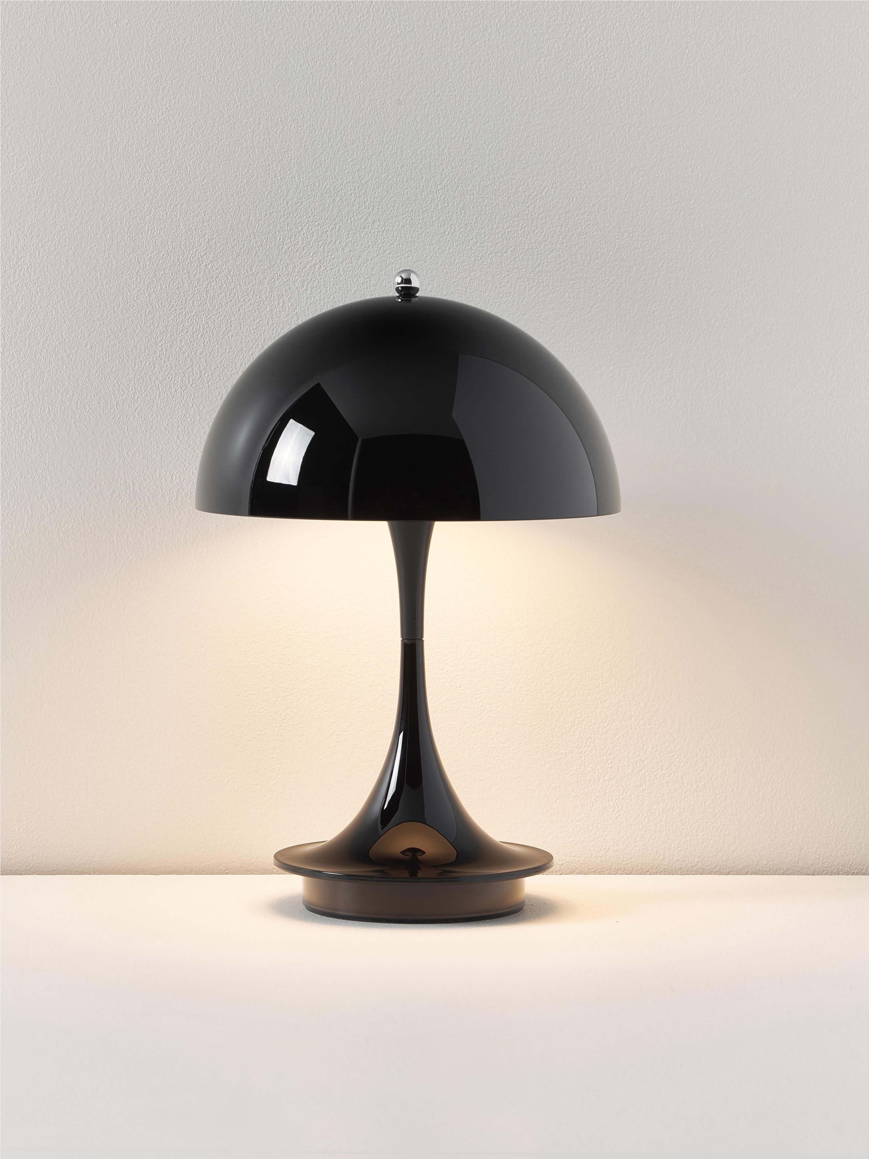 Draagbare dimbare LED tafellamp Panthella 160, design Verner Panton