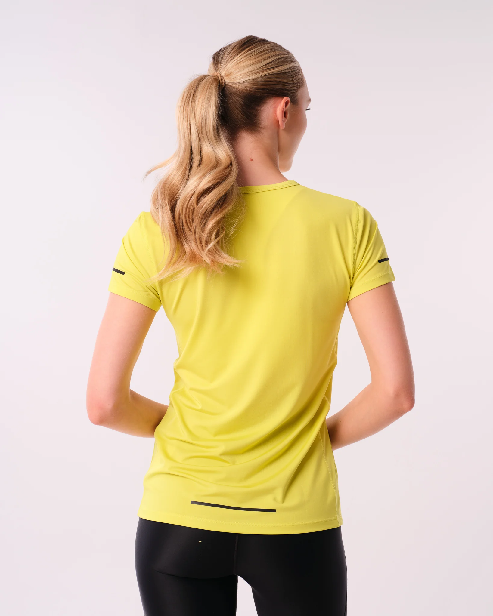 LEVITY Legend Tee Yellow Primerose