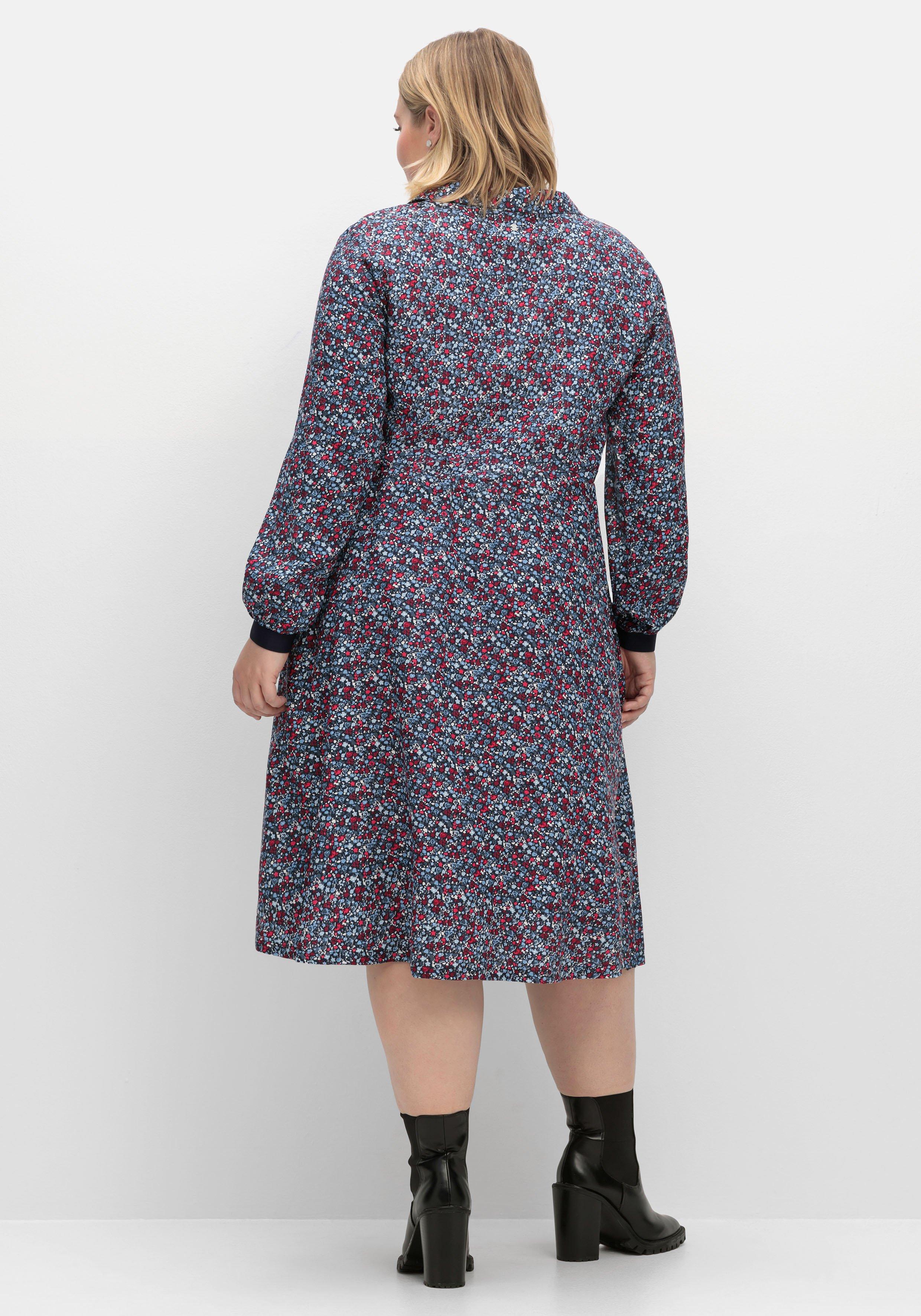 Hemdblusenkleid mit Alloverprint und Taillenbund