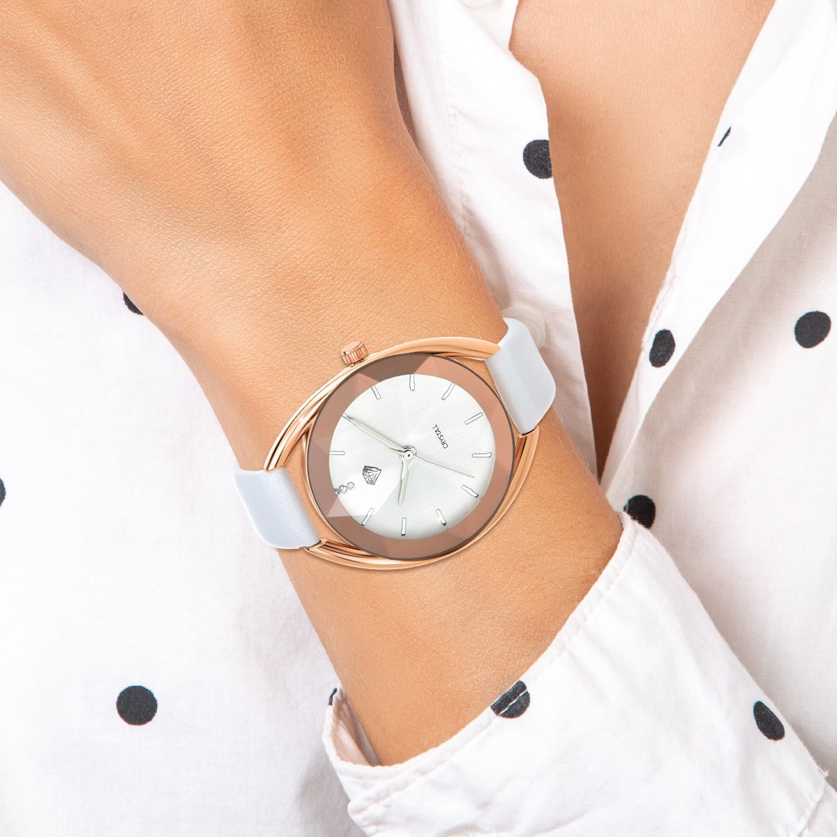 Montre élégante Jane SC Crystal ornée de 3 cristaux scintillants