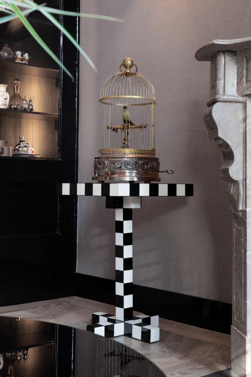 Moooi Chess Table bijzettafel zwart/wit