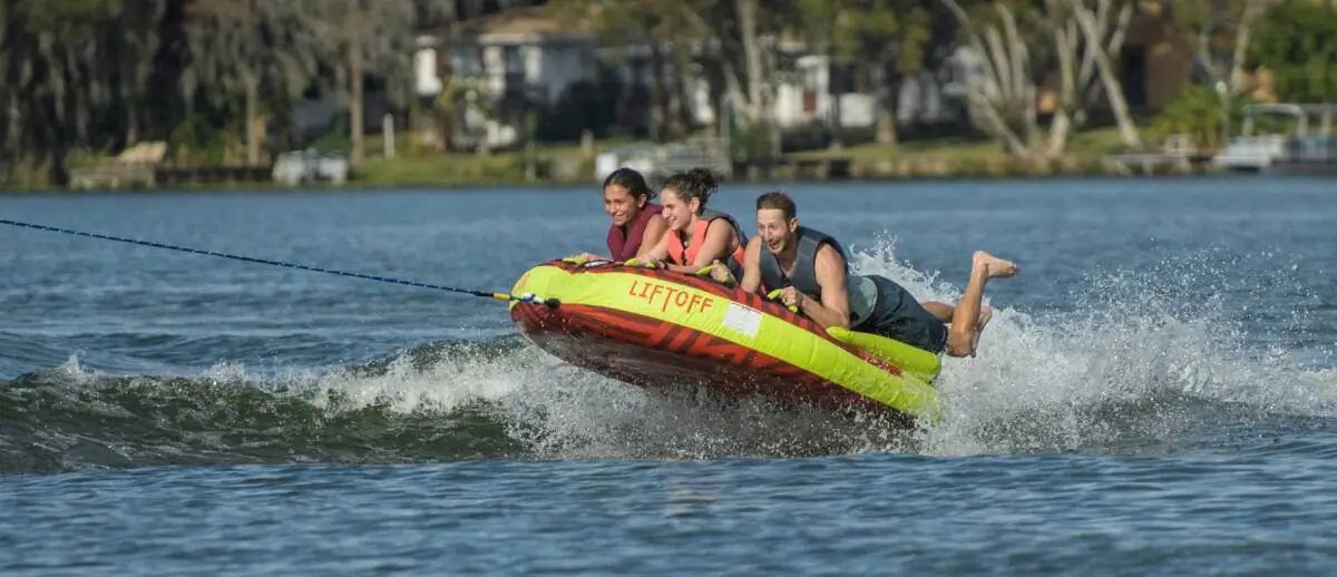 Radar Liftoff 3 Person Tube | SkatePro